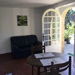 Апартаменты A Avec Piscine