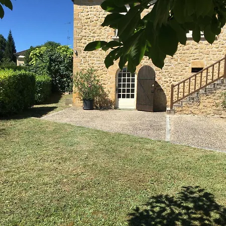 à Avec Piscine * Sarlat