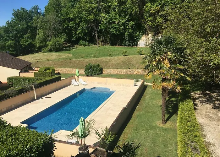 à Avec Piscine Sarlat
